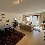 Cozy 4th Floor *