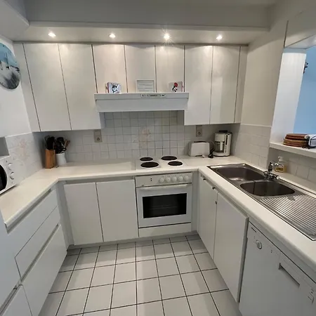 Cozy 4th Floor * 크노케-하이스트