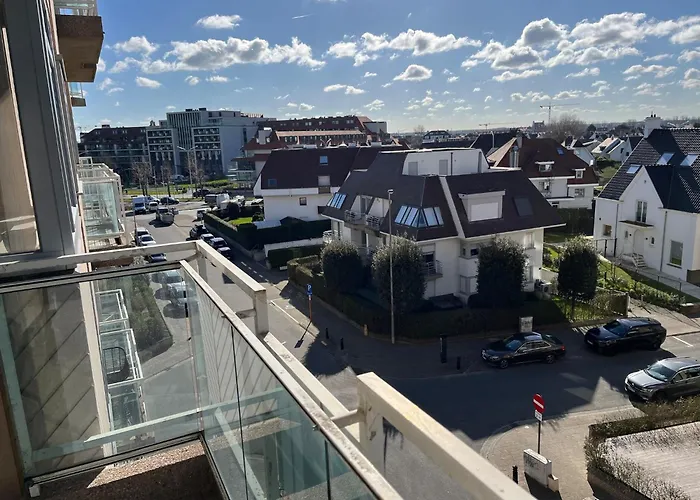 Cozy 4th Floor Appartement *